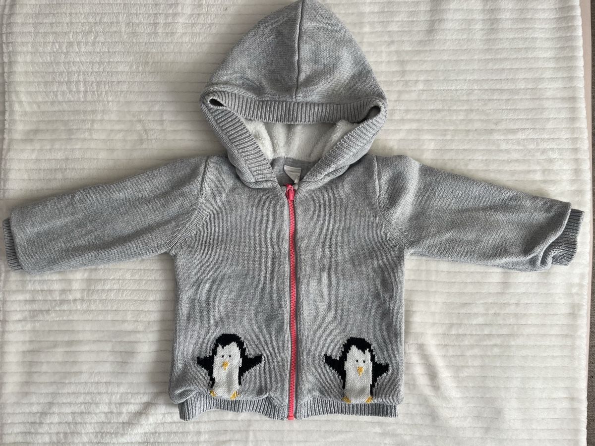 H&M Pullover & Sweatshirts: Baby Sweater with Hood – Neu (gemäss Beschreibung) aus Saas-Fee von Marienelly19