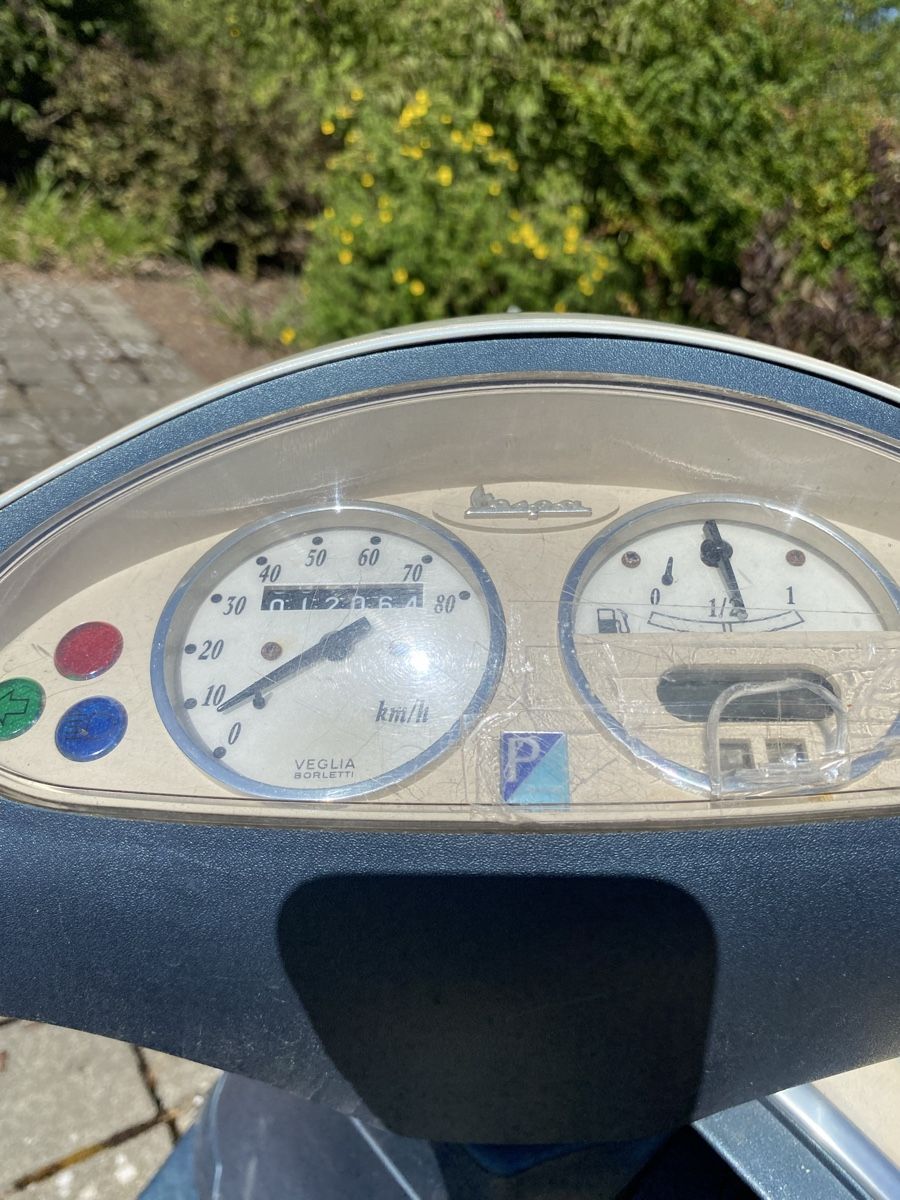Piaggio Scooter: Vespa ET4 50, 70Kmh – Usato da Oberwil-Lieli venduto da s.vincenti 1