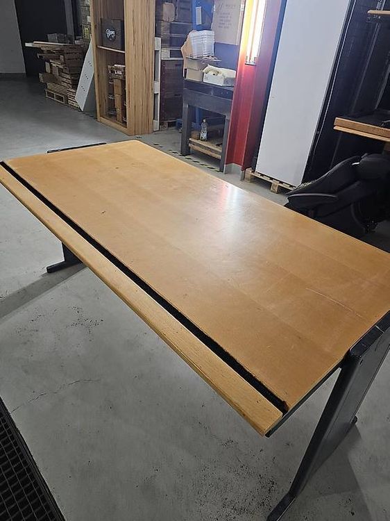 Scrivanie: 10 Stk. Bürotisch 1.75x0.90m – Usato da Laufen venduto da BischagAG 2