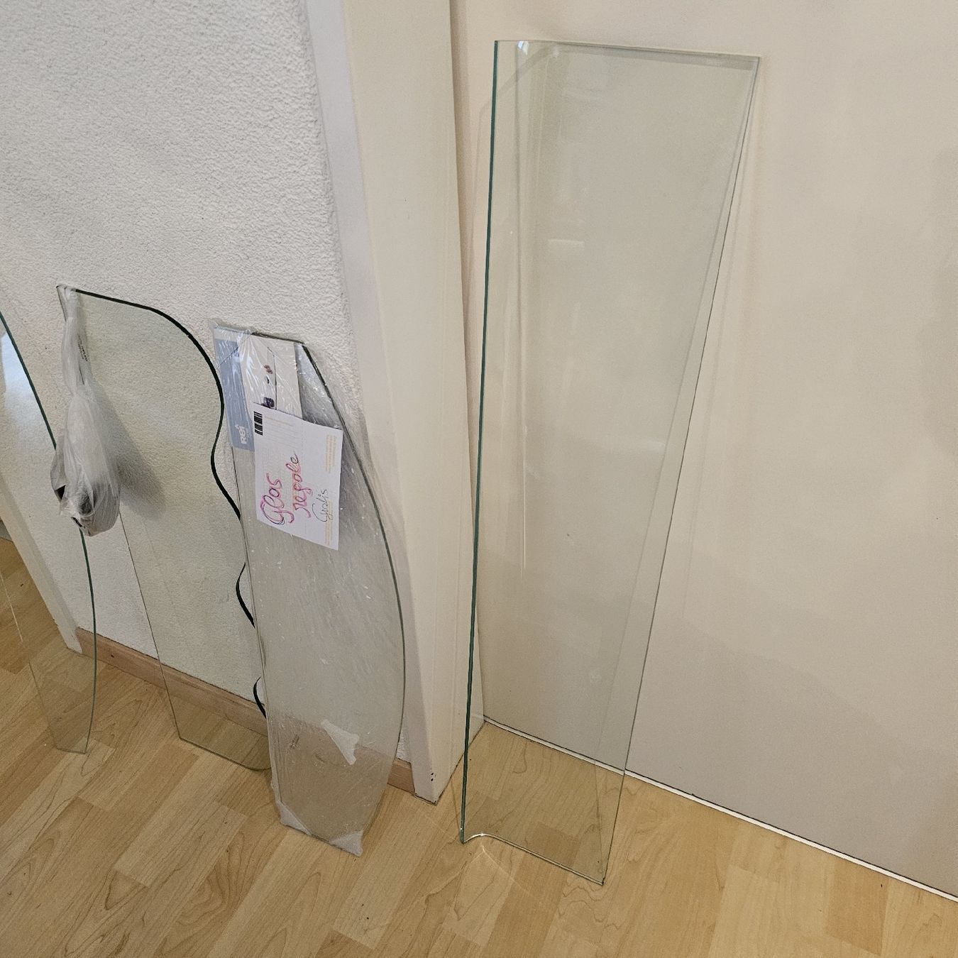 Regale: Wunderschöne 4 glas regale mit halterung – Gebraucht aus wolfhalden von 46464646 4