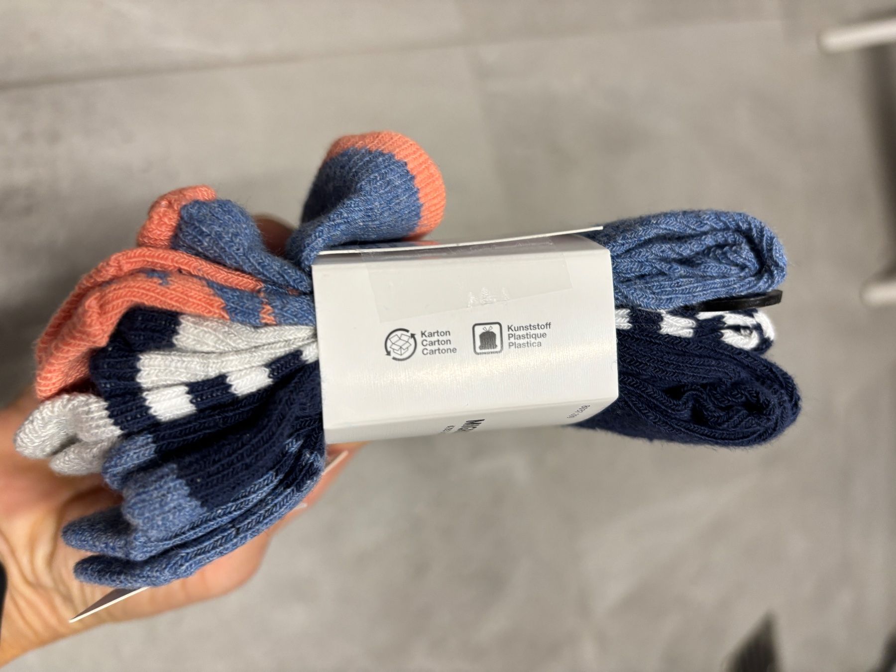 Calze per bambini: Chaussettes neuf 27 - 30 – Nuovo (secondo la descrizione) da Salvenach venduto da gwenwywar 1
