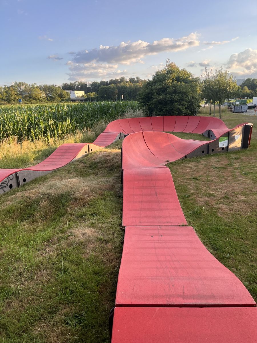 Rennbahnen: Mobiler Pumptrack – Gebraucht aus Gümligen von Galouper 1