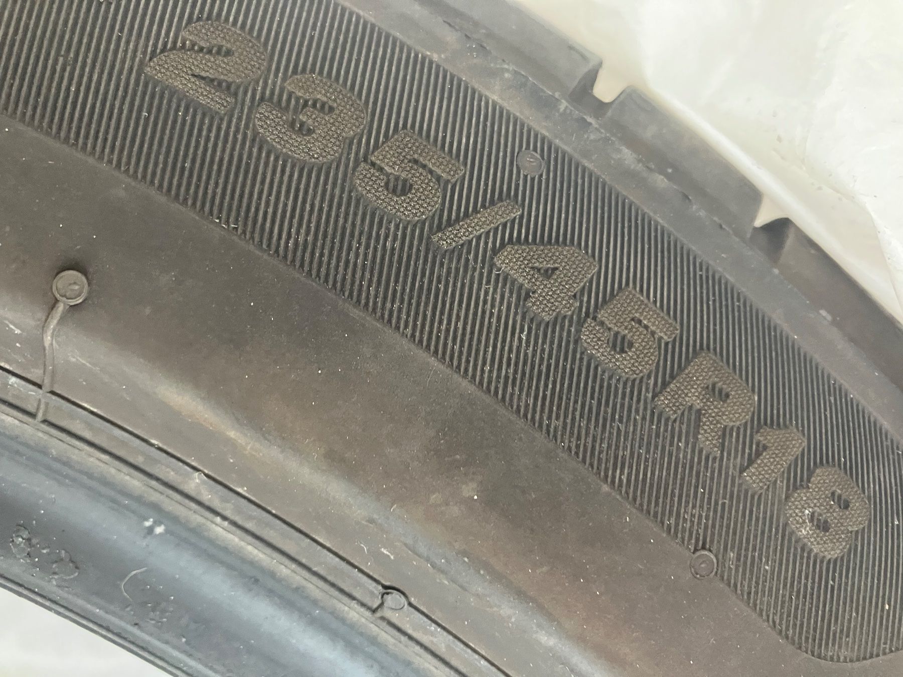 Tutti pezzi di ricambio auto: Pneu sans jante 4x – Usato da Charmey (Gruyère) venduto da Syle 1