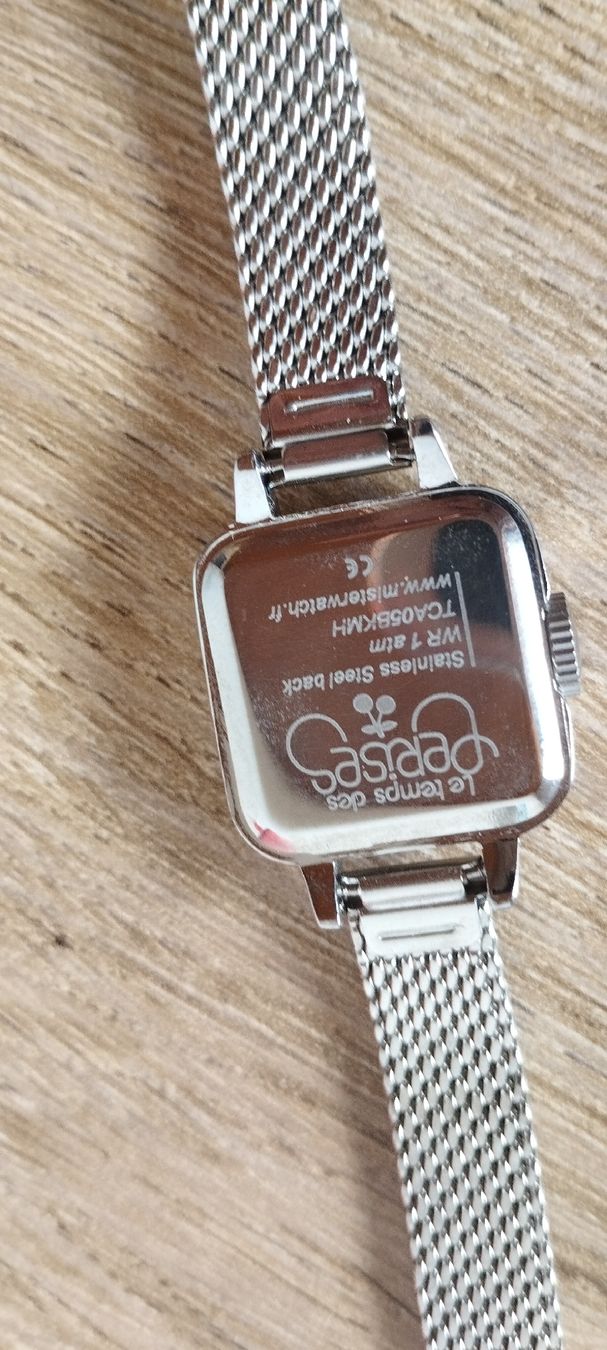 Orologi: watch le temps des cerises – Nuovo (secondo la descrizione) da St-Aubin-Sauges venduto da Sonia-Ka 5