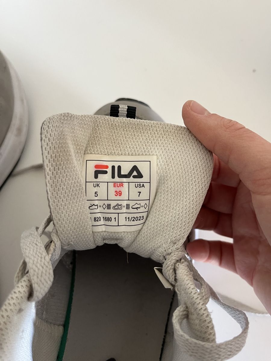 Scarpe da donna: Fila Turnschuhe Gr. 39 – Usato da Bern venduto da lar_p6m2 2
