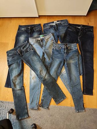 <5 CHF pro Jeans! Jeanspaket -6 Jeans alle top Zustand,27/32