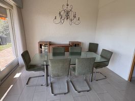 Esstisch mit 6 Stühlen