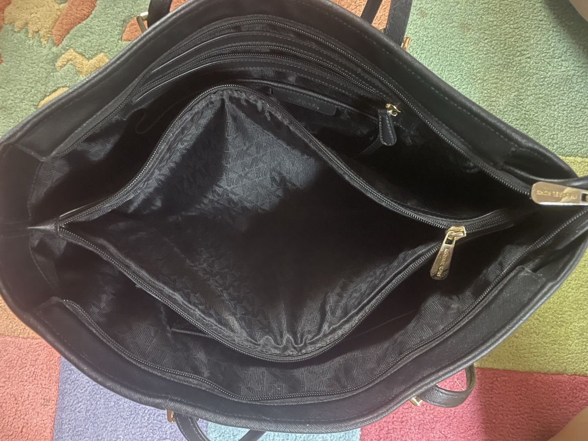Borse da donna: Micheal Kors Tasche – Nuovo (secondo la descrizione) da Adliswil venduto da mei_f5ps 2
