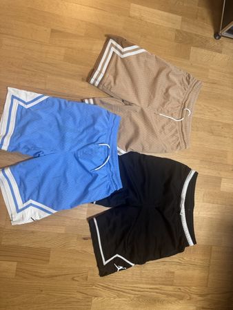 3 Basketball Shorts Jorden XL Jugend