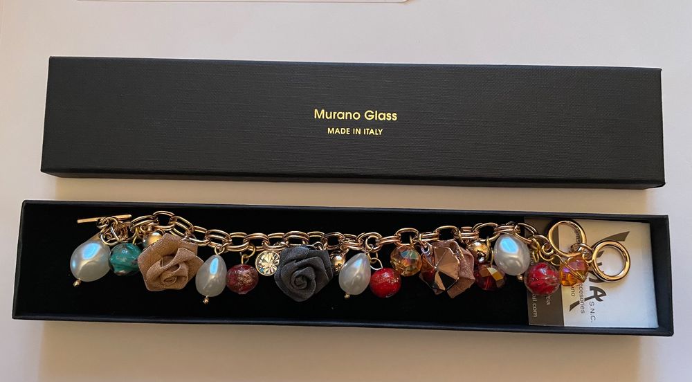 Bracciale in corda e catena con perle di Murano - Gioielli - Bracci