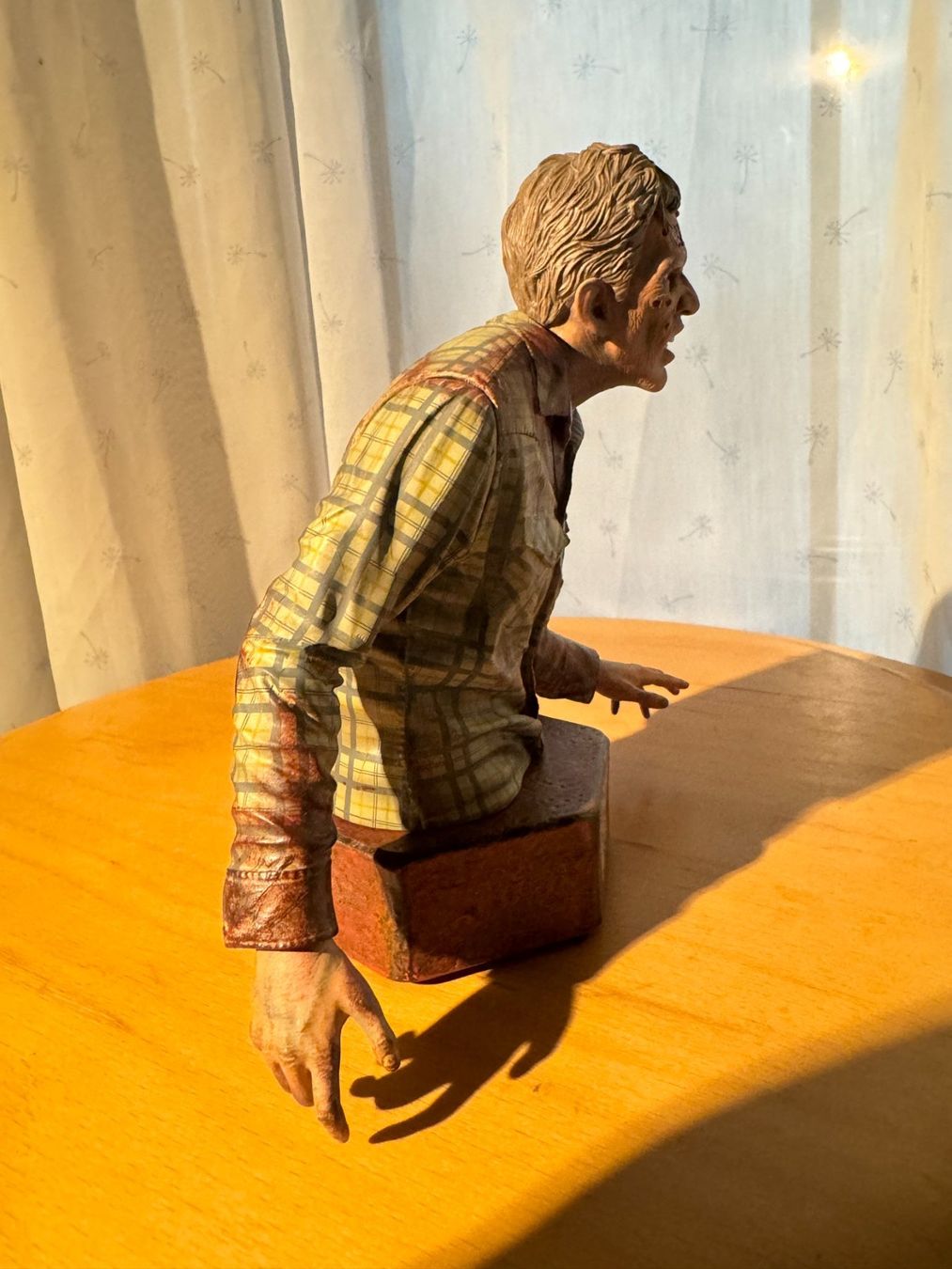 Statuette: Walking Dead Statue Sophie Walker Statue – Usato da Rapperswil SG venduto da Boadioz 7