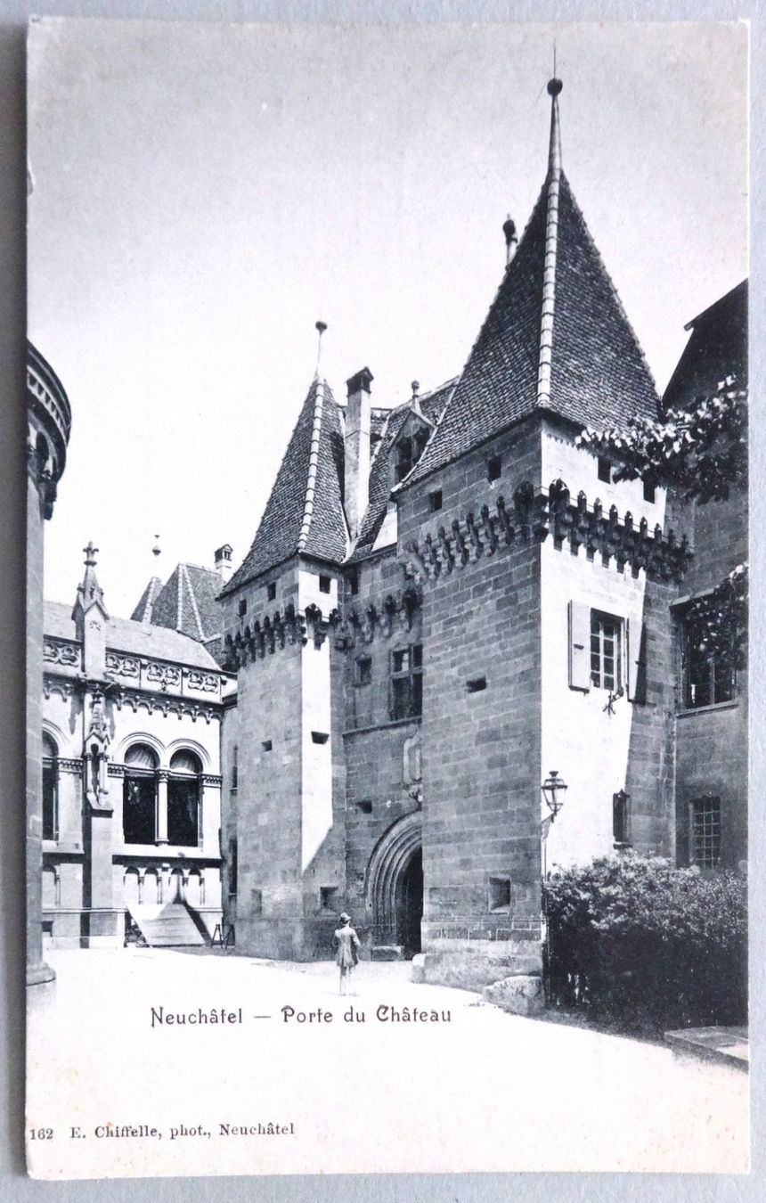 Cartes postales: Neuchâtel - Porte du Château – D'occasion à Fétigny par Billy2miny