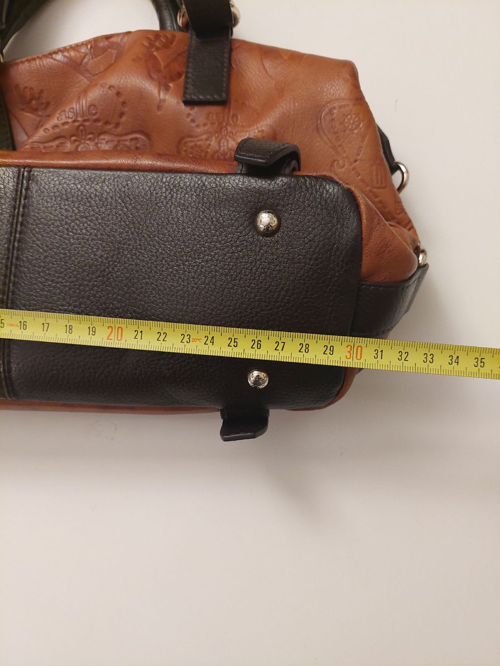 Borse da donna: asile leather bag – Usato da Genève venduto da ado_x2xq 5
