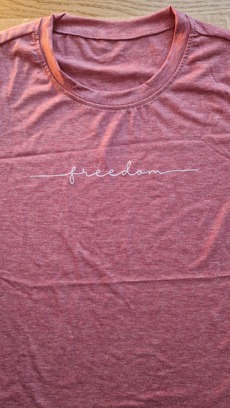 T-shirt: Freedom T-Shirt, Gr. M, Neu – Nuovo e nell'imballaggio originale da Safenwil venduto da Lenzburg-Gretzenbach 1