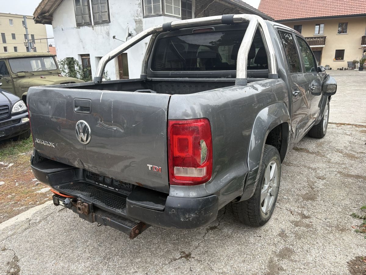 VW Autos: Pickup vw amarok – Defekt aus Siviriez von S16_cl2000 2