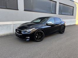 Infiniti Q30 S All Black – Sportlich, hochwertig ab 1 Fr.