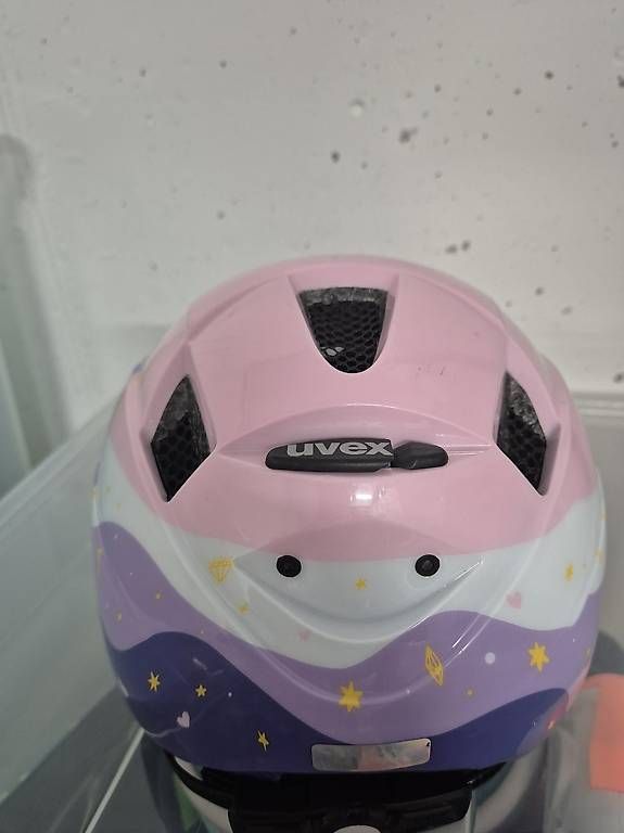 Casques: Uvex Velohelm 46 - 52 cm – D'occasion à Pfäffikon ZH par Cro 1