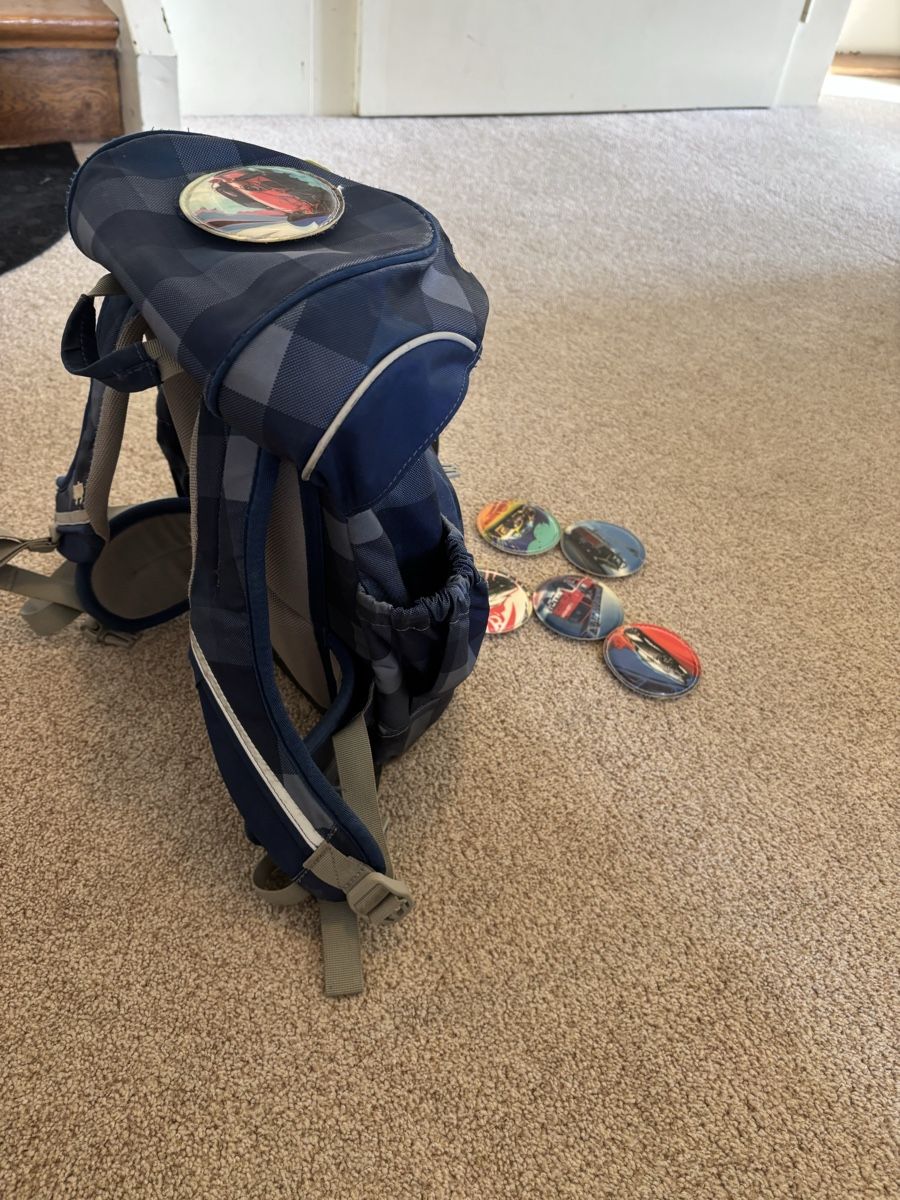 Ergobag Borse & Zaini: Ergobag Kindergartenrucksack mit 8 Kletties – Usato da Bern venduto da 81guggi 2