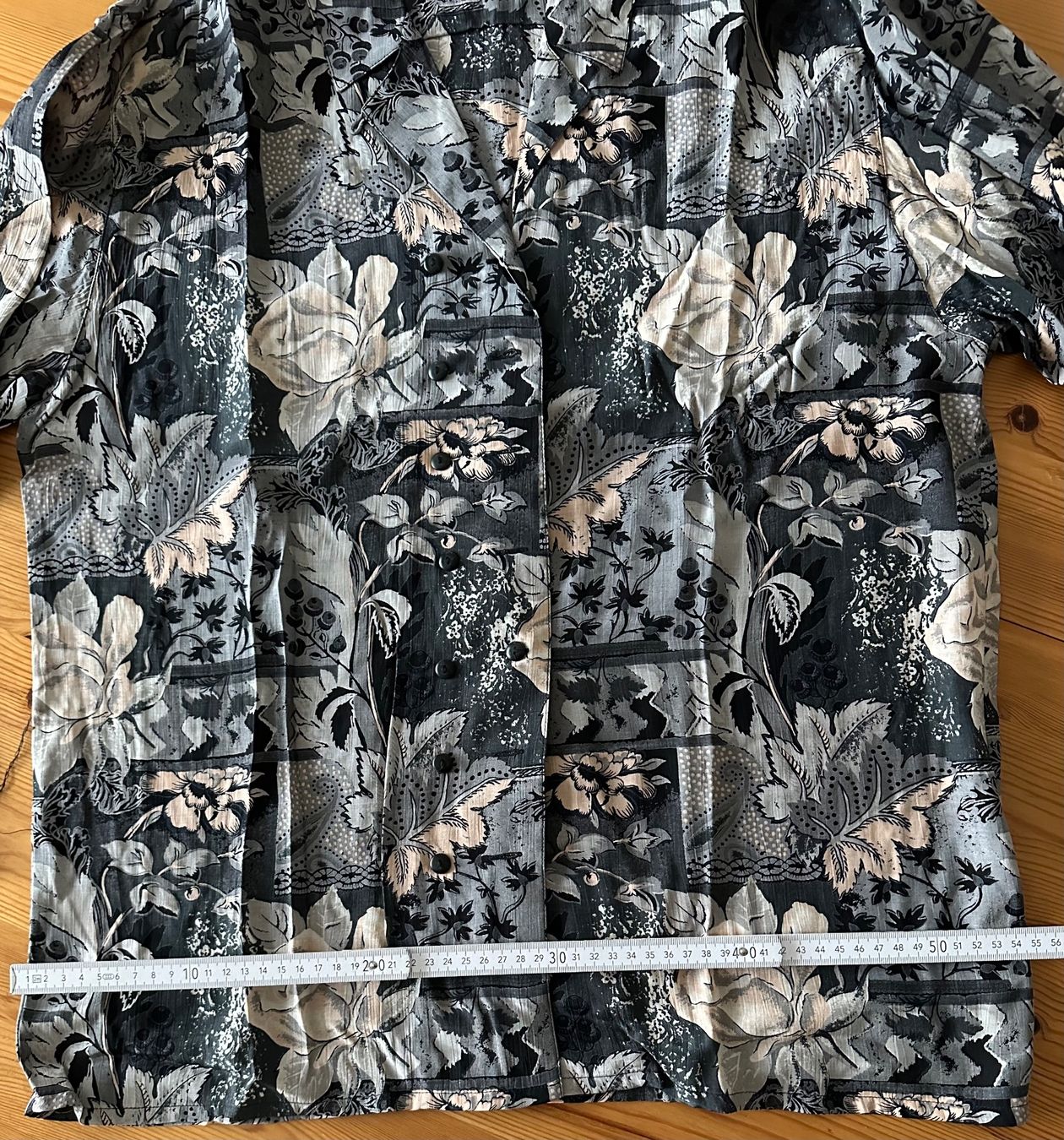 Costumi: Deux Piece 1v3 – Usato da Winterthur venduto da jud_xfw6 6