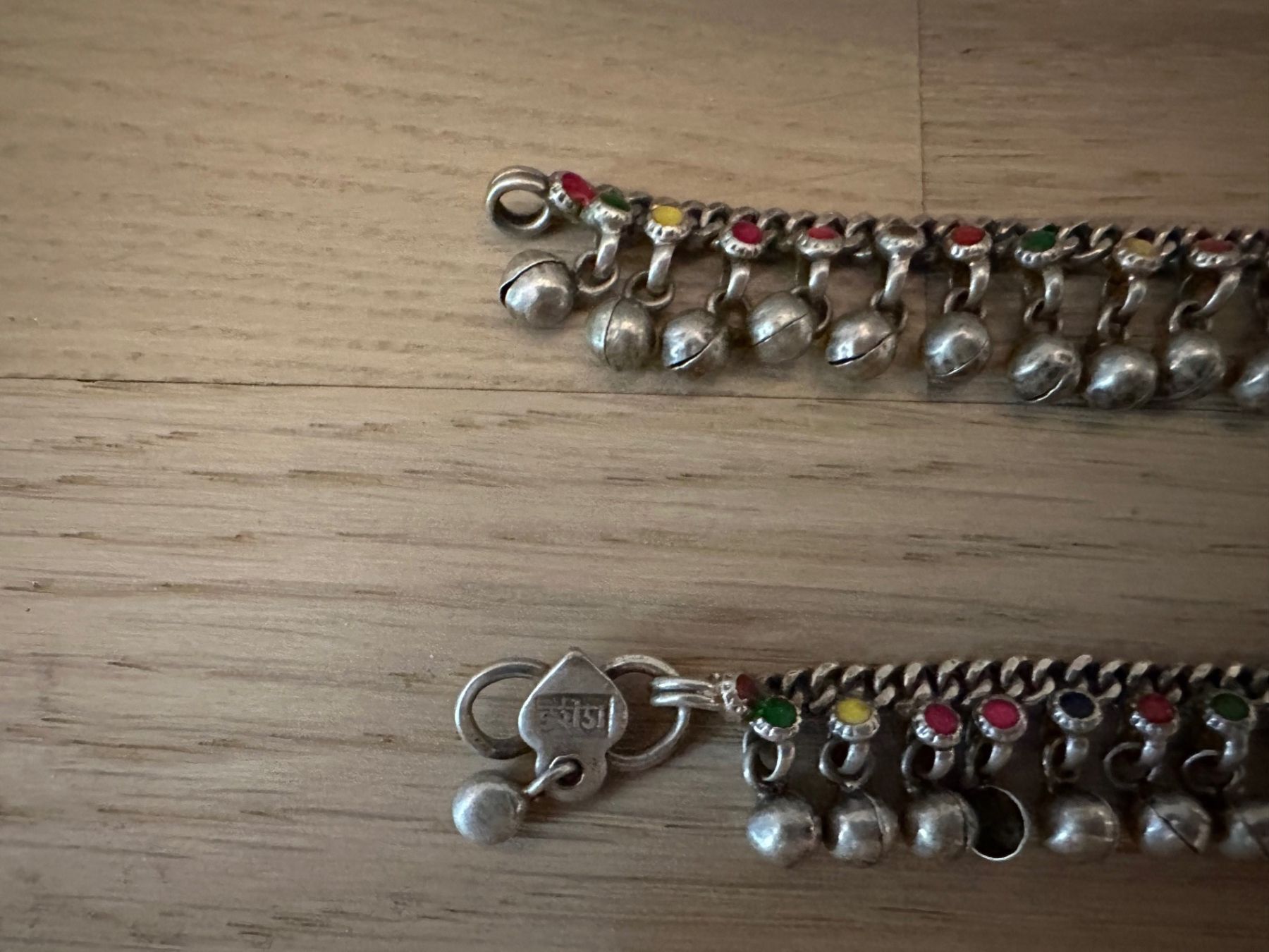 Bracciali & Braccialetti: 2 bracelets with tiny bells – Usato da Dallenwil venduto da ZD2019 3