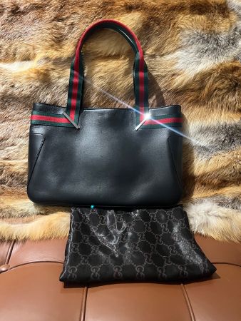 DEAL! 100% Original Gucci Black Leather Bag