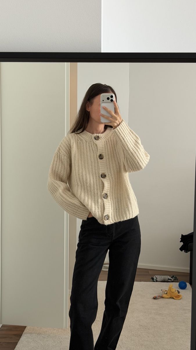 H&M Maglioni & Felpe: H&M Premium wool cardigan – Nuovo (secondo la descrizione) da Paradiso venduto da viorea 1