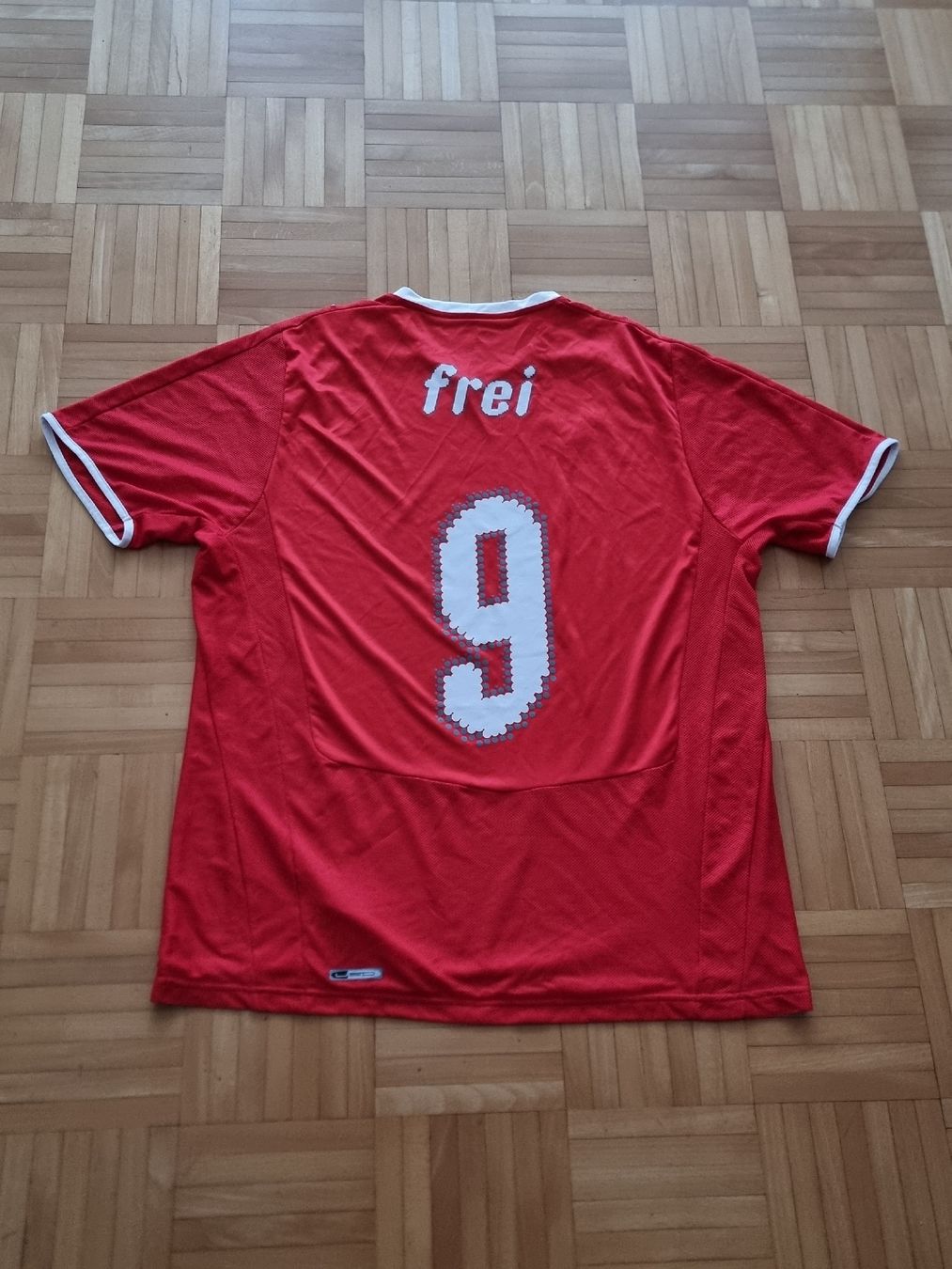 Schweizer Nati Leibchen & Hosen: Alex Frei / Schweiz EM 2008 Heimtrikot – Gebraucht aus Suhr von SariLacivert1907 1