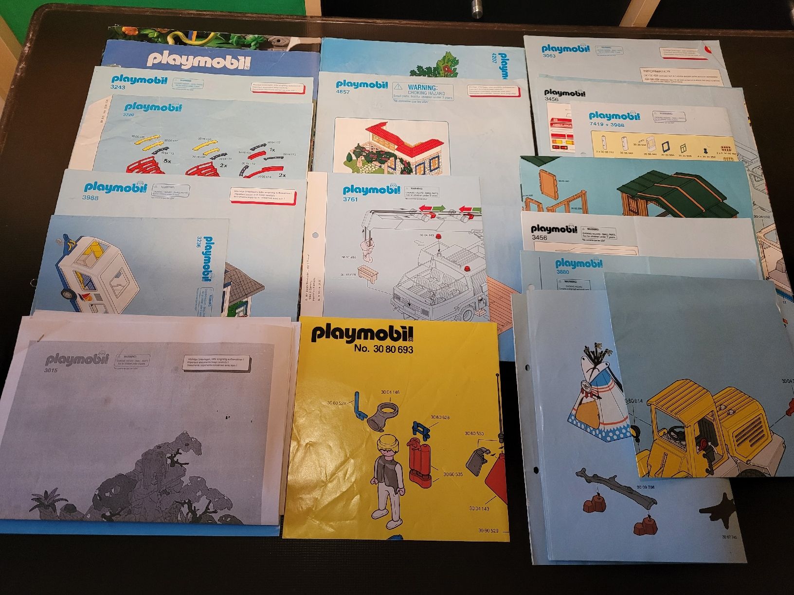 Playmobil Jouets: Playmobil Bauanleitungen C114 – D'occasion à Aarberg par Fink010
