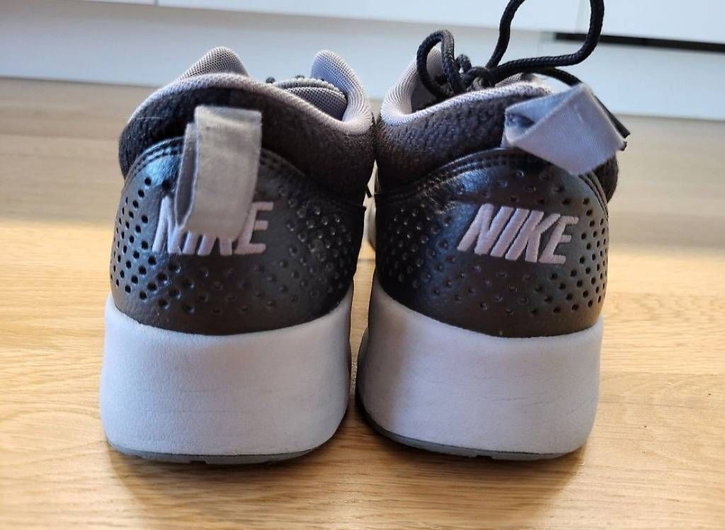Nike Scarpe da donna: Air Max Thea Schuhe – Usato da Winkel venduto da aivahmolina 2