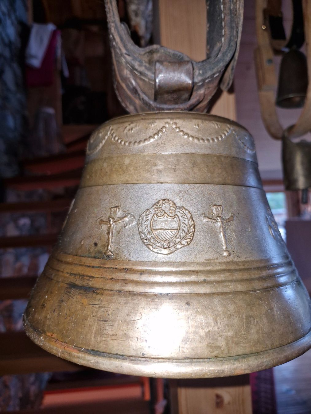 Glocken & Treicheln: Treichel Glocke – Gebraucht aus Guarda von rue_bpd7 2
