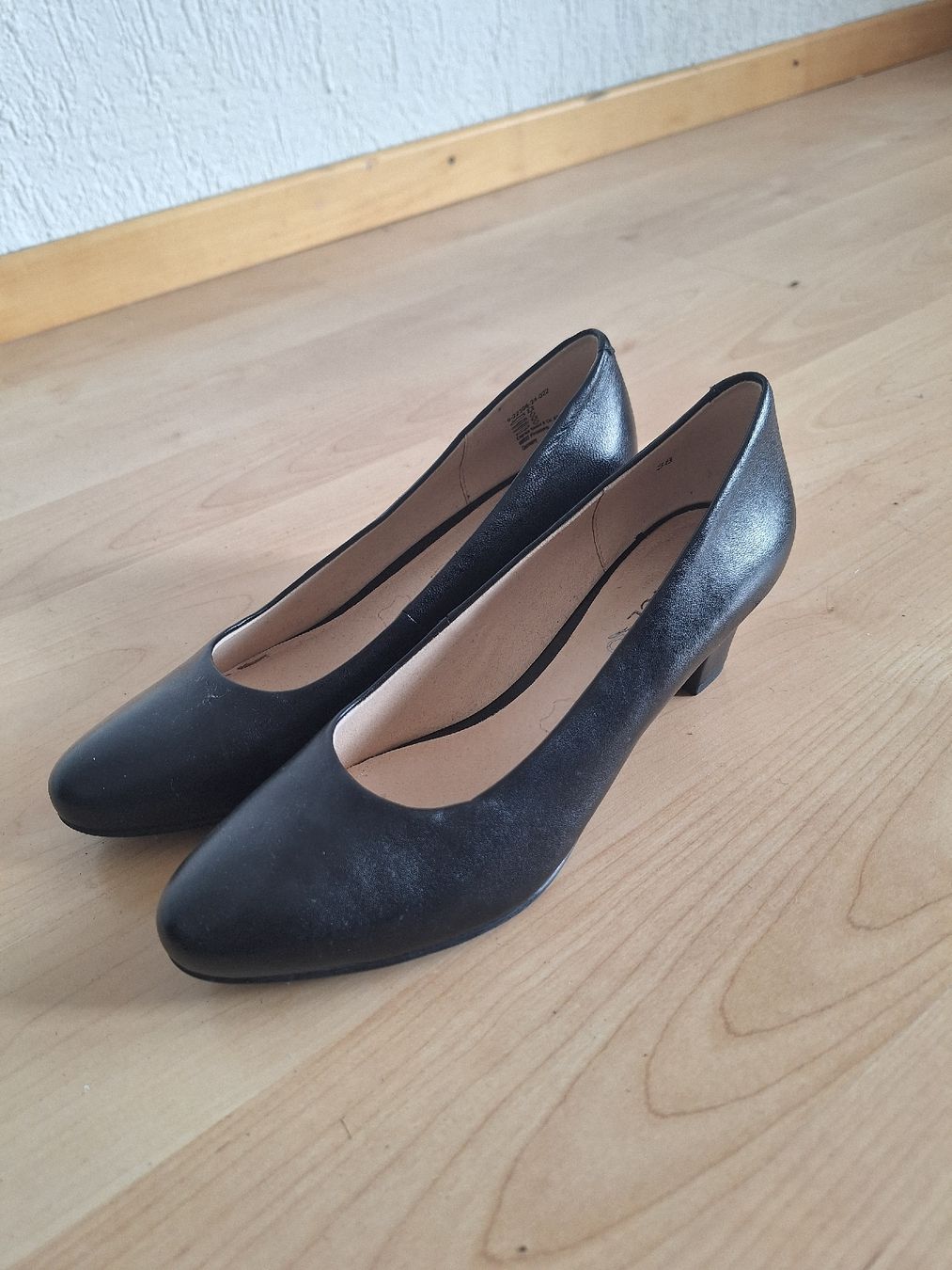 Scarpe da donna: Schwarze Pumps, Gr. 38 – Usato da Zürich venduto da Zelda14