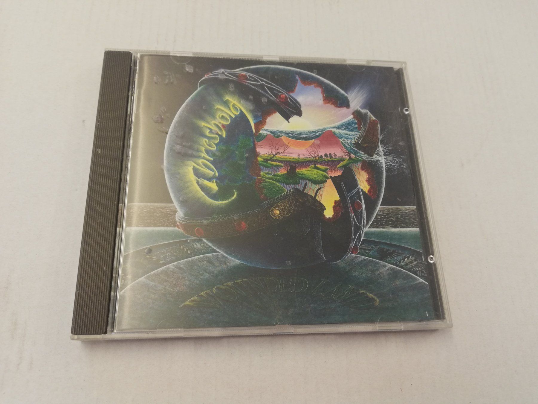 CDs: THRESHOLD - WOUNDED LAND – Gebraucht aus Bern von Vinylsound.ch