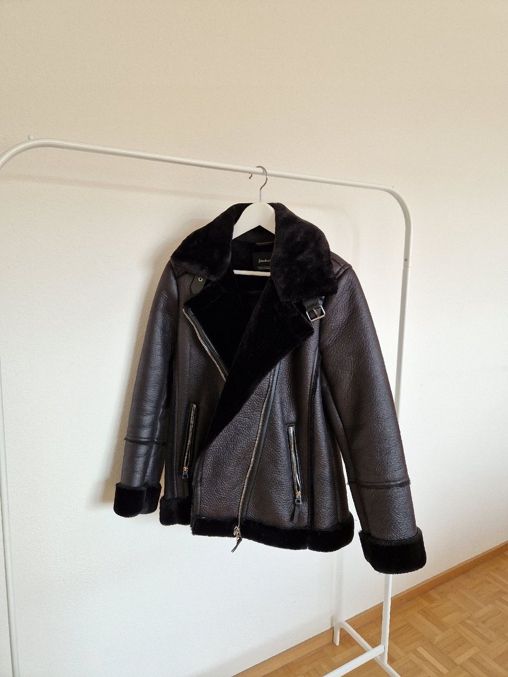 Stradivarius Jacken: Winterjacke von Stradivarius – Neu (gemäss Beschreibung) aus Samstagern von DatJulie