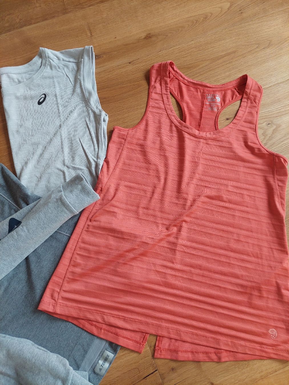 Kleiderpakete: Sportkleiderpaket, Damen, Gr. S – Gebraucht aus Schenkon von rausausdemhaus 2