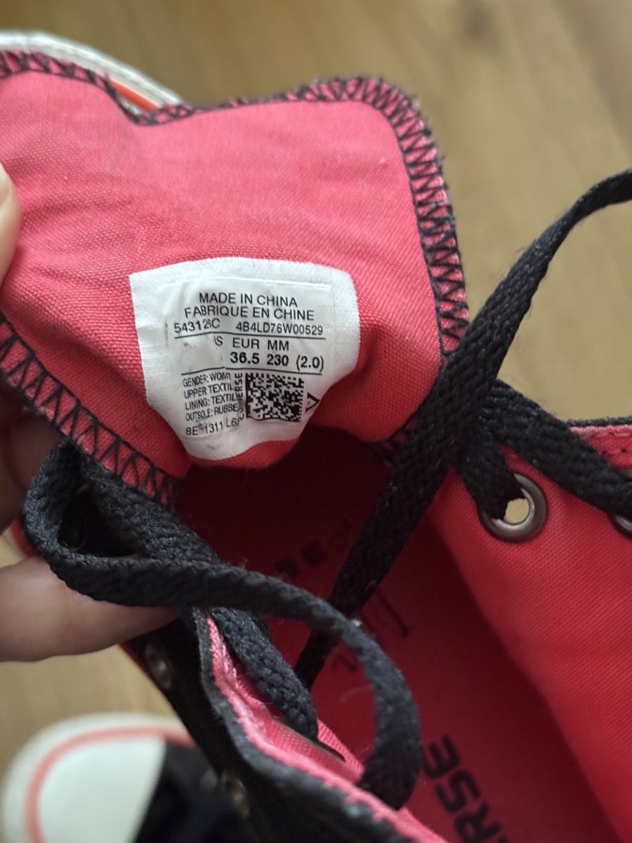 Converse Chaussures femmes: Converse Taille 36.5 – D'occasion à Zürich par AnneHelene 2