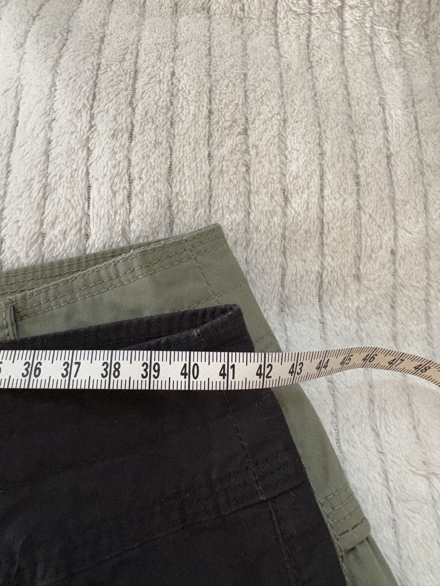 Pantaloni: 2 er set 3/4 Hose Gr. 40 – Nuovo (secondo la descrizione) da Rümlang venduto da euqinom16 5