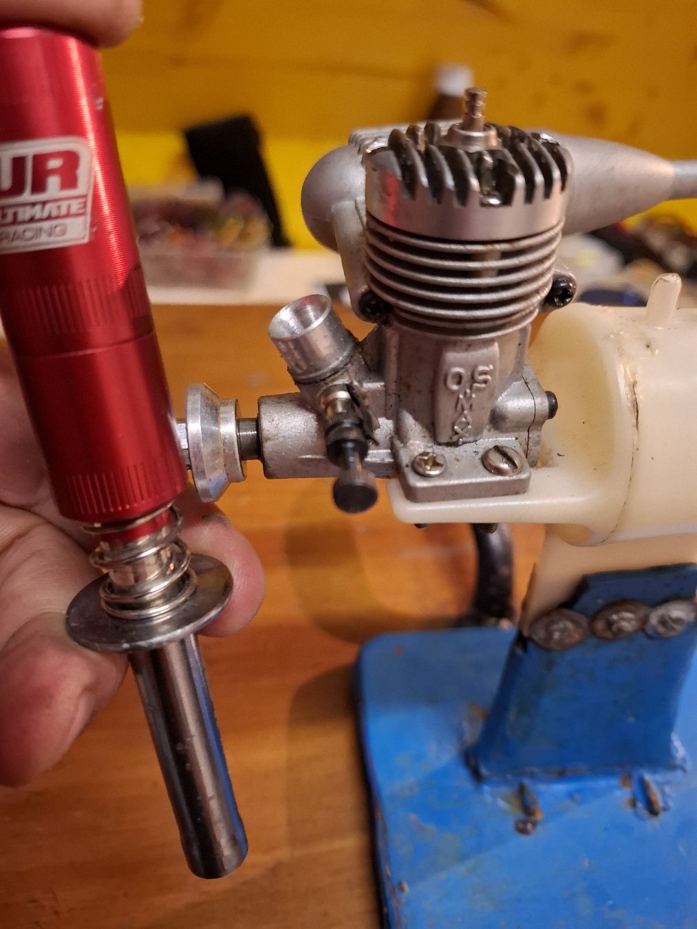 Motoren: Kleiner OS Motor mit Support – Gebraucht aus Altstätten SG von fbruderer