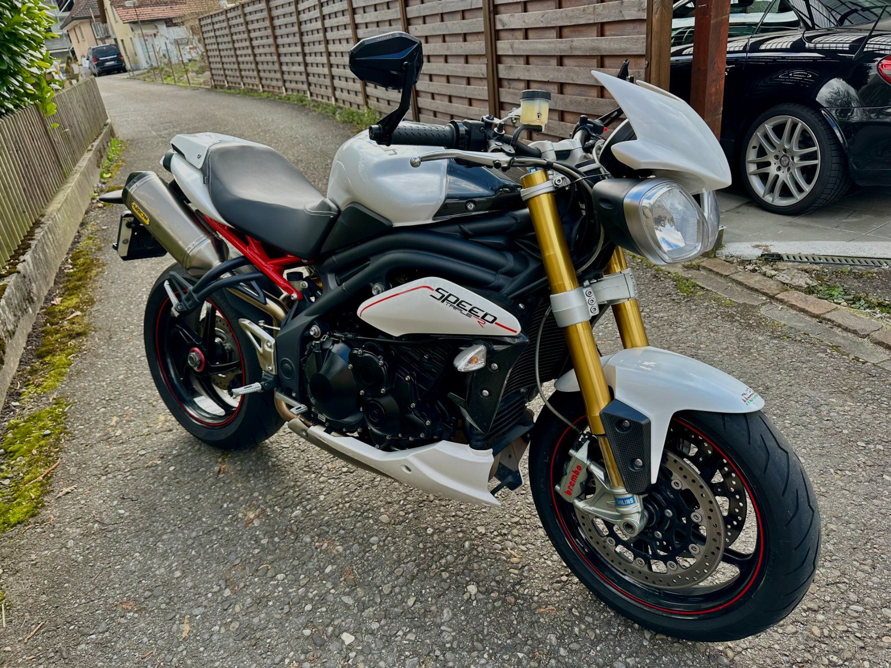 Triumph Strada: Triumph Speed Triple R Launch Edition 1050 ABS – Usato da Unterkulm venduto da Manu1961