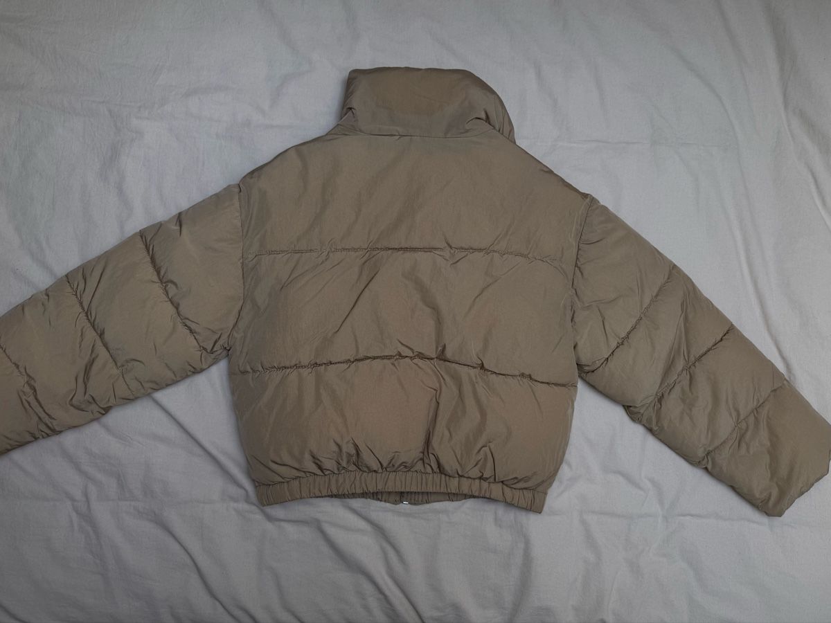Bershka Giacche: Bershka Winterjacke beige – Usato da Sissach venduto da jameliagr 2