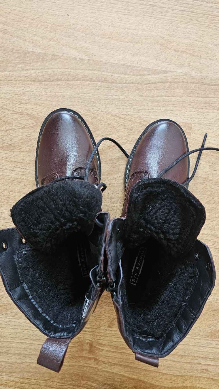 Chaussures femmes: Neue Leder-Boots Grösse 38 – Neuf (Voir description) à Rüschlikon par Schildchroetli 8