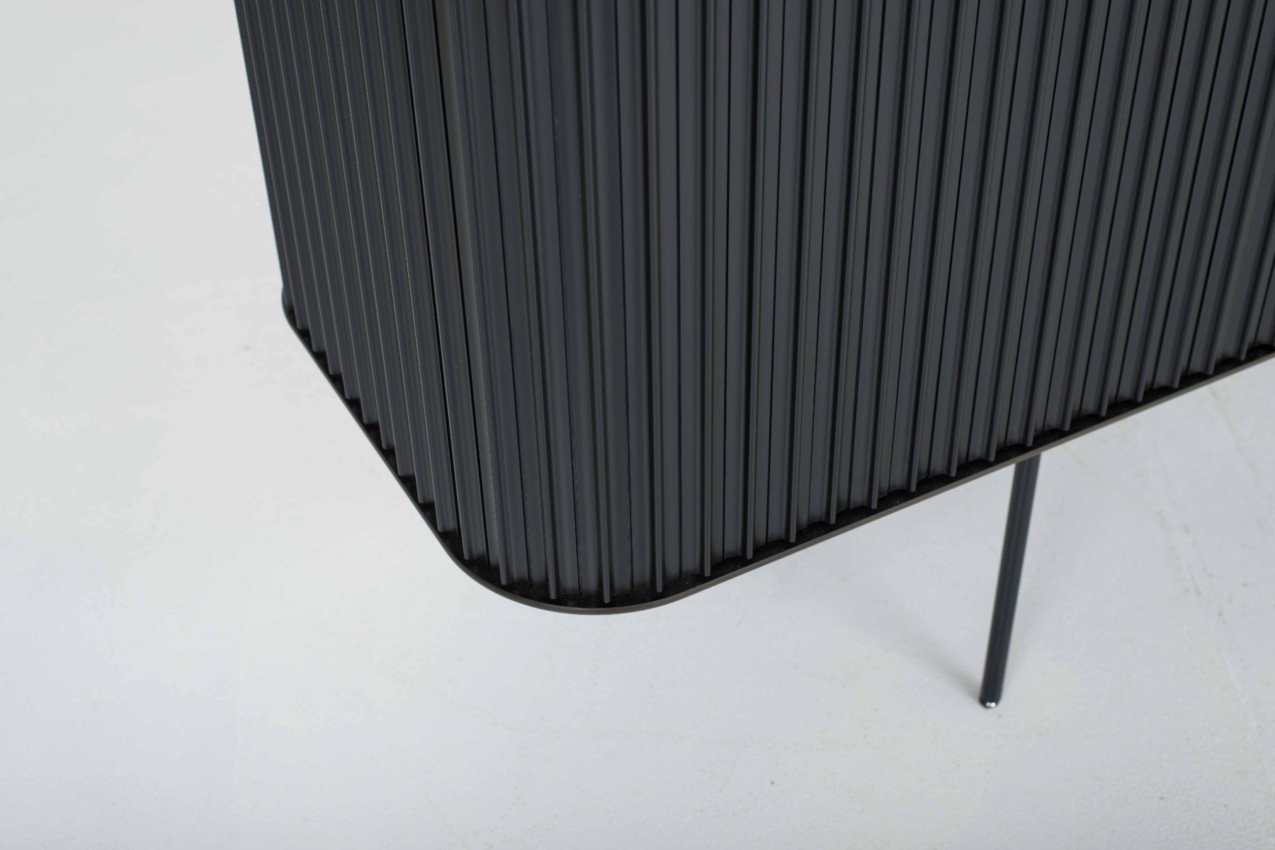 Wogg Cassettiere: WOGG 75 Designer Sideboard von Buratti Architetti – Usato da Zürich venduto da STUZH38 4