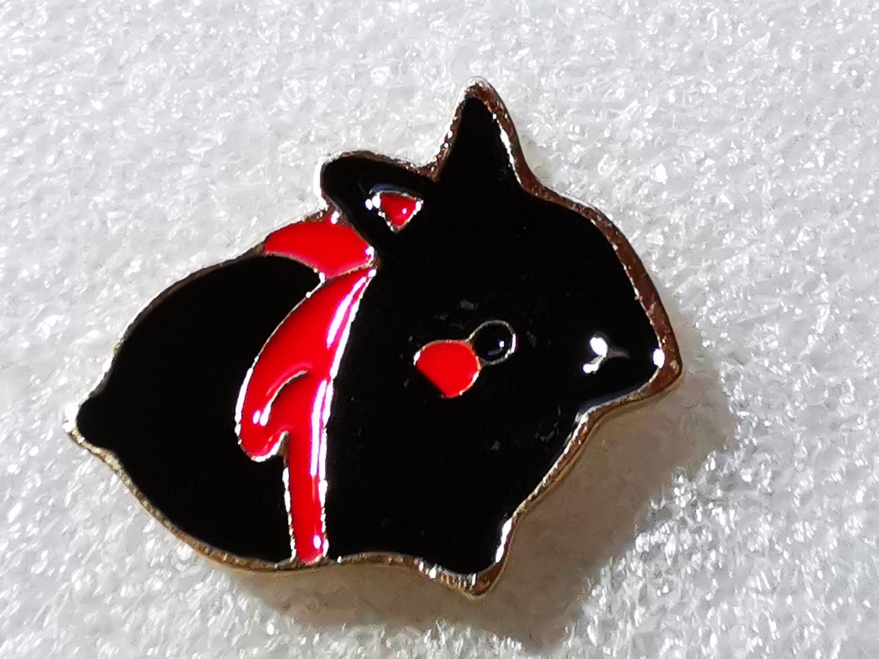Placchette & Badge: Ansteckpin 89: Hase – Usato da Oppligen venduto da Pin-Fall-Shop