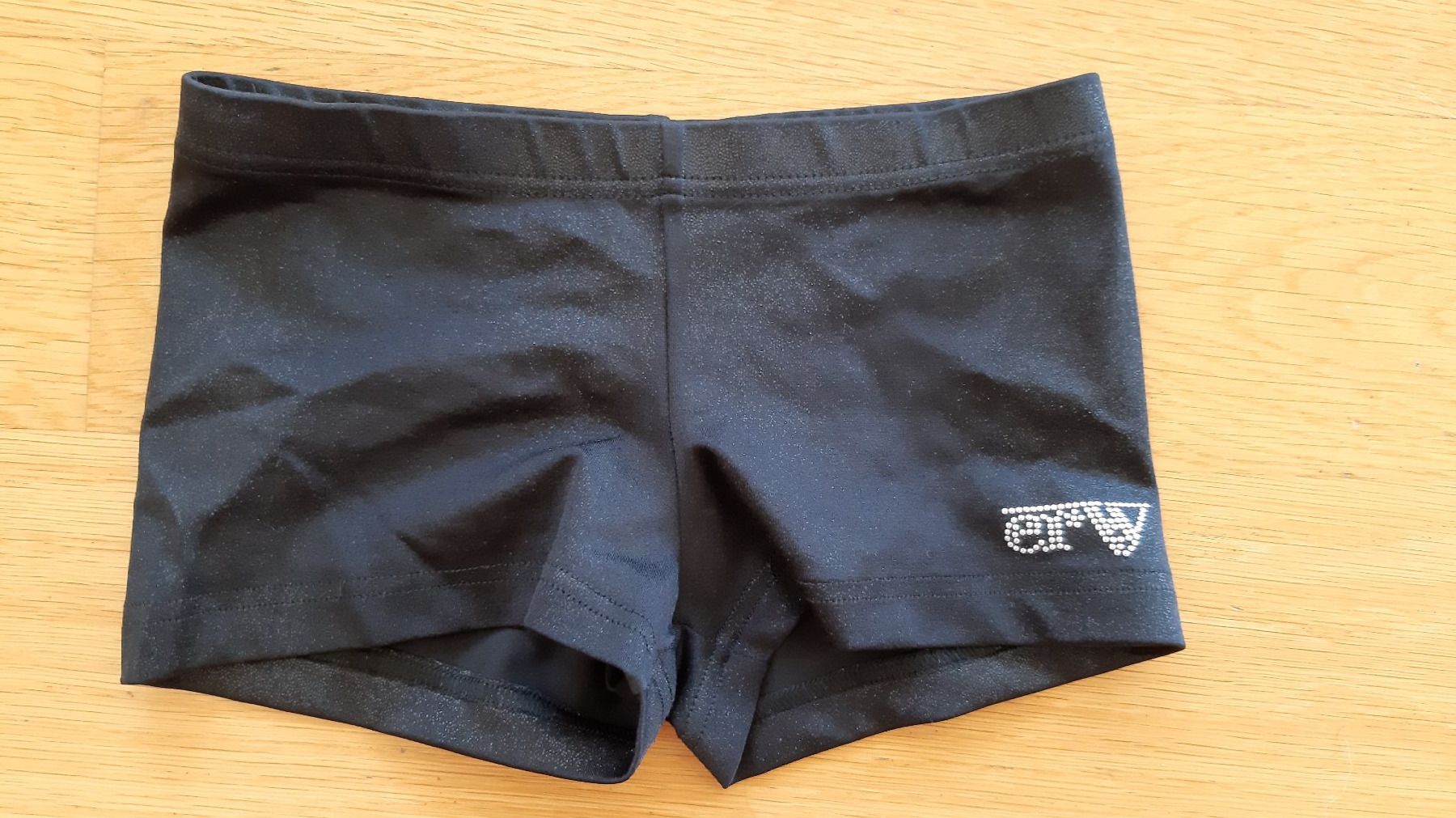 Hosen: Gymnastikhose Ervy Gr. 116 Mädchen – Gebraucht aus Wabern von