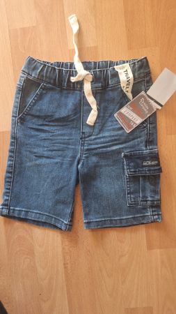 Short en jean garçon 110 neuf avec étiquette