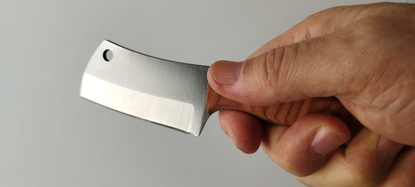 Accessori: Handgefertigtes Kettenmesser mit Scheide. – Nuovo e nell'imballaggio originale da Oberentfelden venduto da ase_sk8n 2
