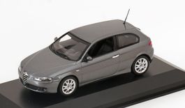 Alfa Romeo 147 Phase II 2004-2006 grau met.       1:43