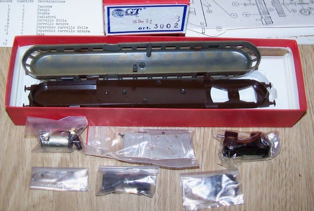 GT H0 FSTriebwagen ALDn 32 2060 BREDA, Bausatz mit Motor DC Kaufen