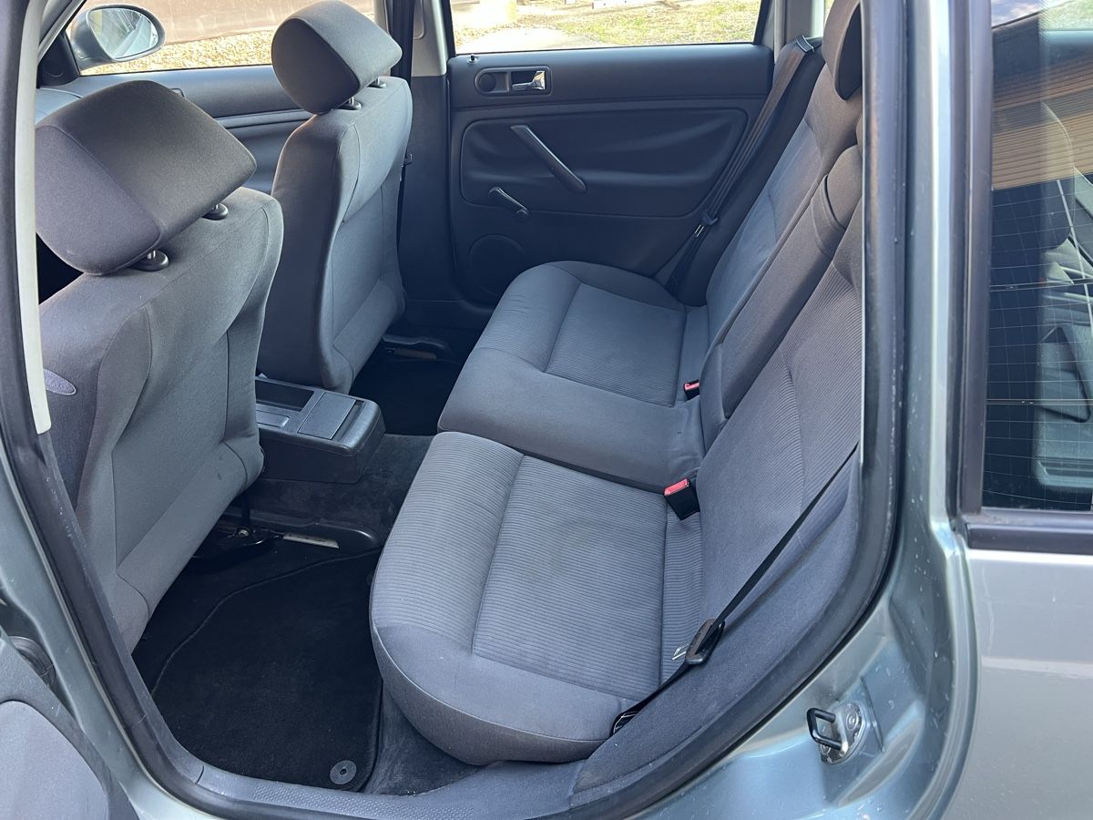VW Automobili: VW Passat Variant 2.0 2004 - Zuverlässiges Winterauto mit 4M – Usato da Gossau SG venduto da Sombat 5