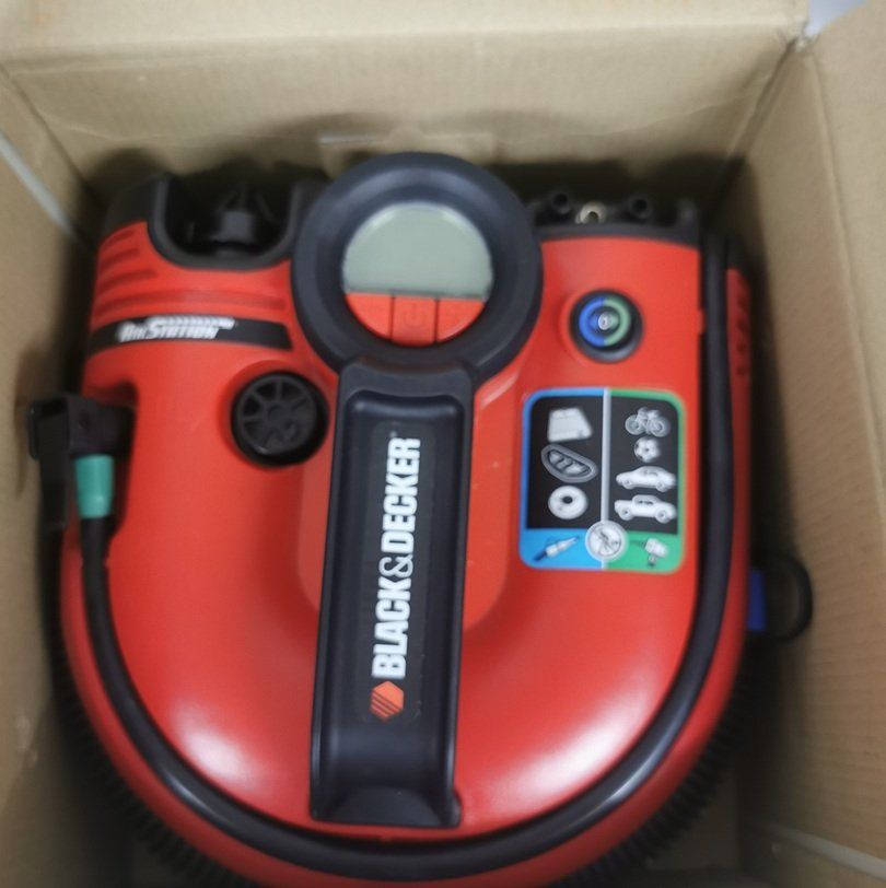 Kompressoren: BLACK & DECKER Air Station Druckluft Kompressor – Gebraucht aus Wilen b. Wollerau von morethanmusic 6