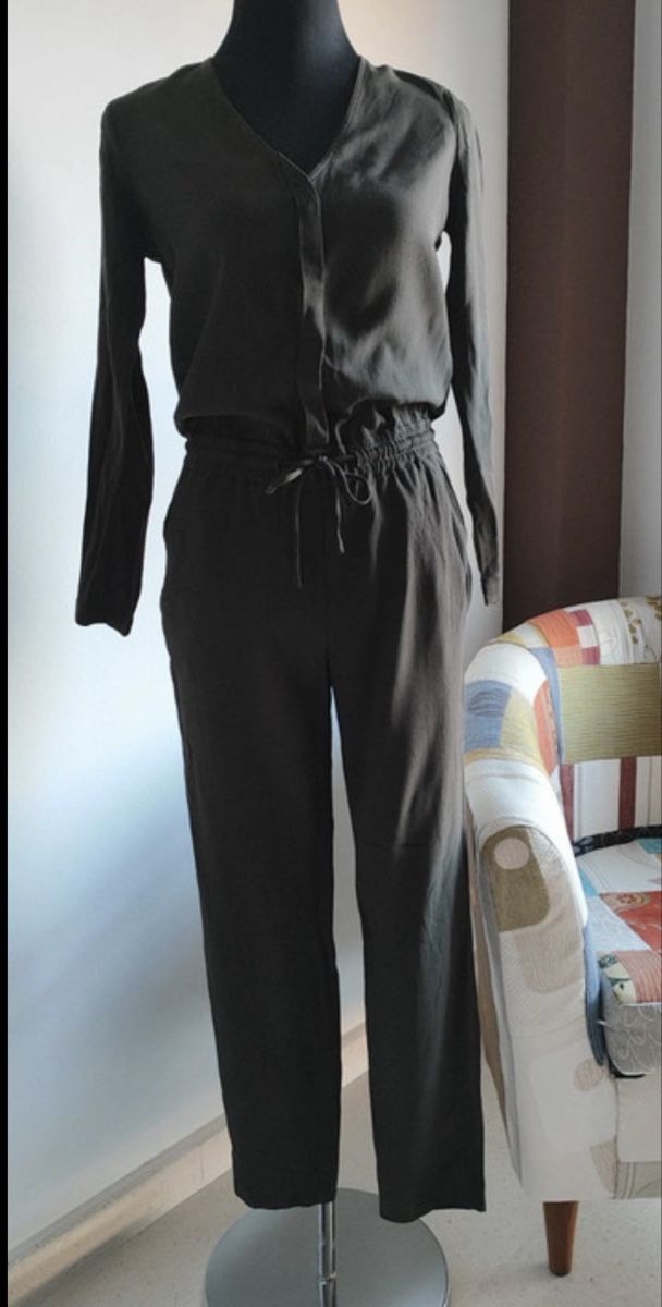 Massimo Dutti Jumpsuits: Combinaison Massimo Dutti – Gebraucht aus Versoix von wen_75xm 1